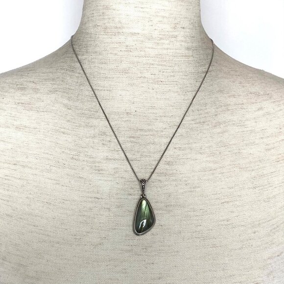 Sterling Silver 925 Bezel Set Labradorite Pendant Necklace 18.5" Box Chain - Picture 3 of 16
